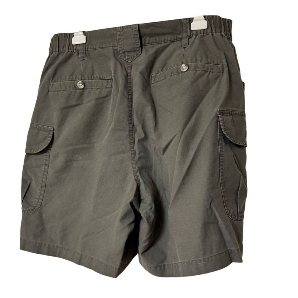 Columbia Men's Khaki Green Cargo Shorts - Size 34 stretch waist - Picture 10 of 14